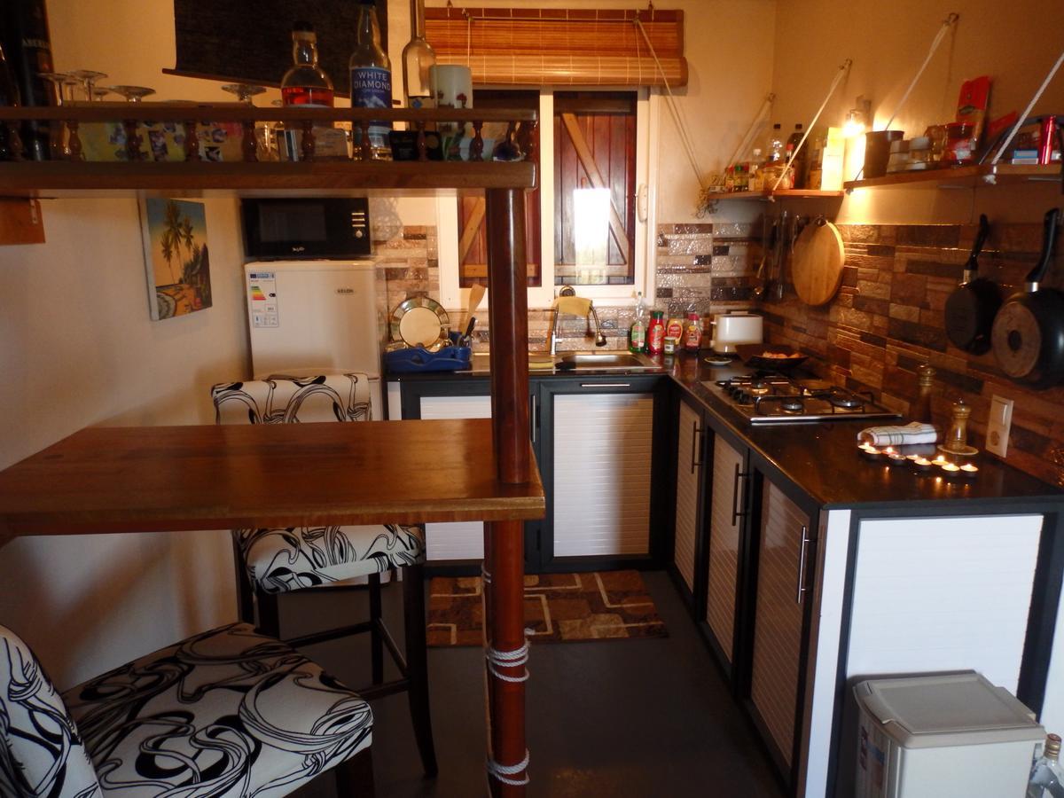 Green Wood Lodge Petit Brule Bagian luar foto
